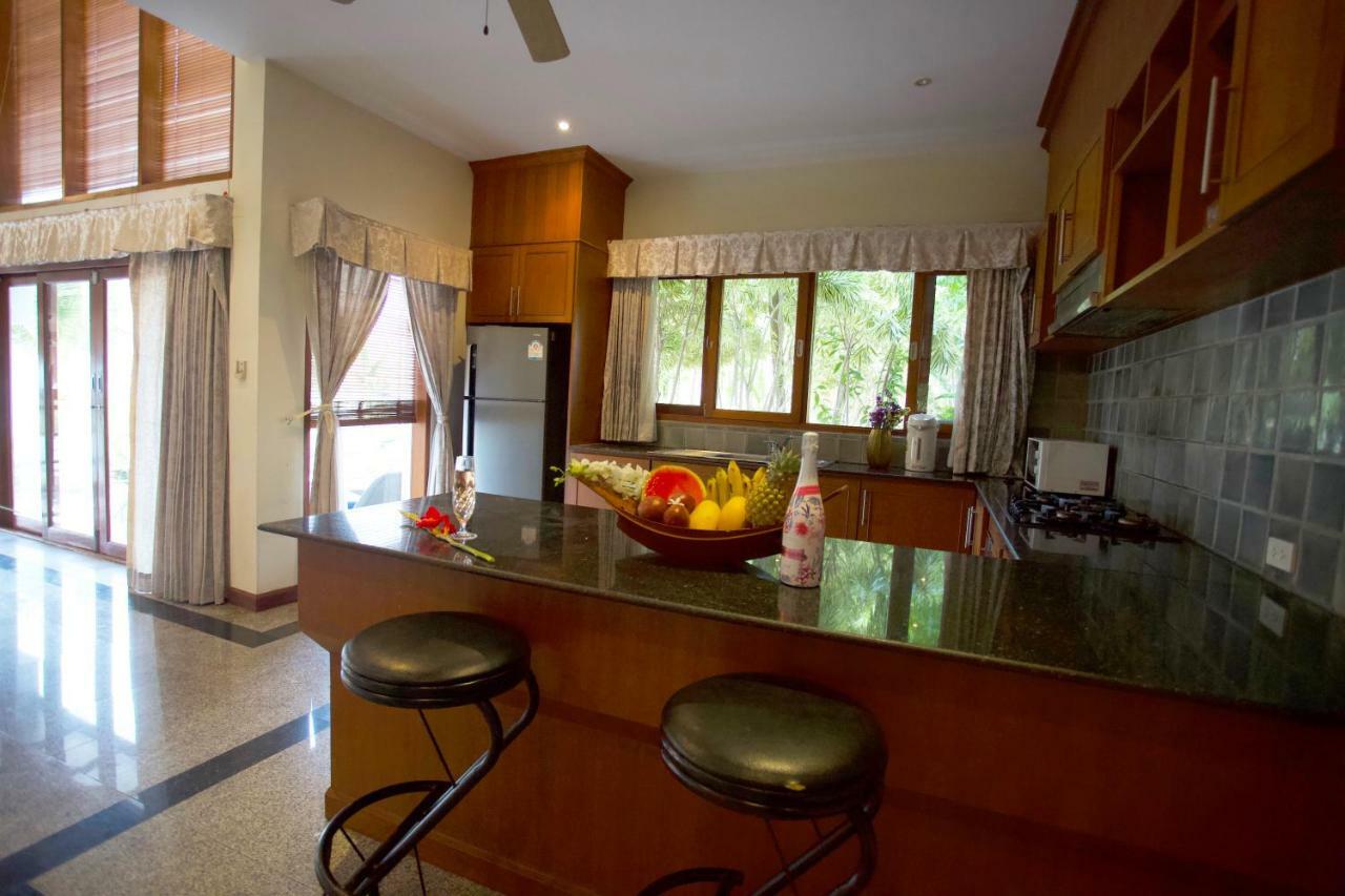 Villa Baan Thap Thim Patong Esterno foto